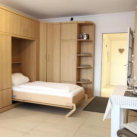 Suesses Im Zentrum Von In Unmittelbarer Strandnaehe